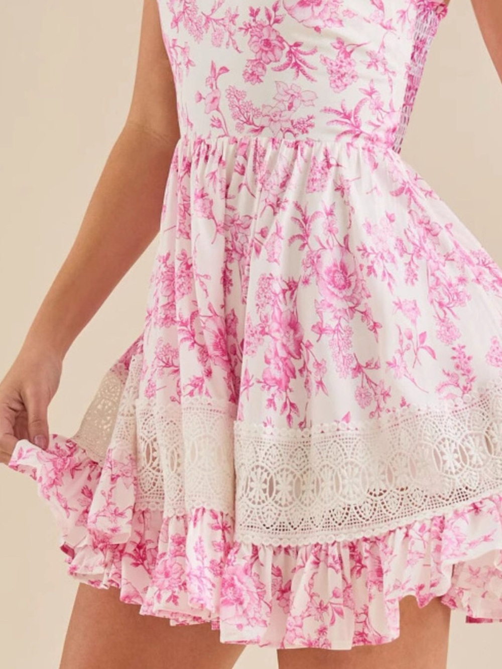Ruffled Hem Printed Tube Dress - Picture 5 of 9